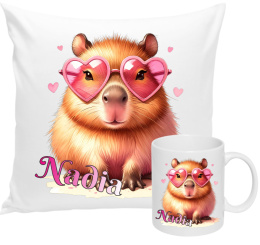 ZESTAW KUBEK I PODUSZKA CAPIBARA KAPIBARA PREZENT + IMIĘ wz1 Nadia