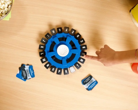 Zakręcona Gra Słowna SŁOWA NA OKRĄGŁA Gra Rodzinna